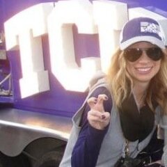 shoparazzigirl's profile picture. Fashion junkie, football fanatic, horse lover and most importantly Isabella's mom.