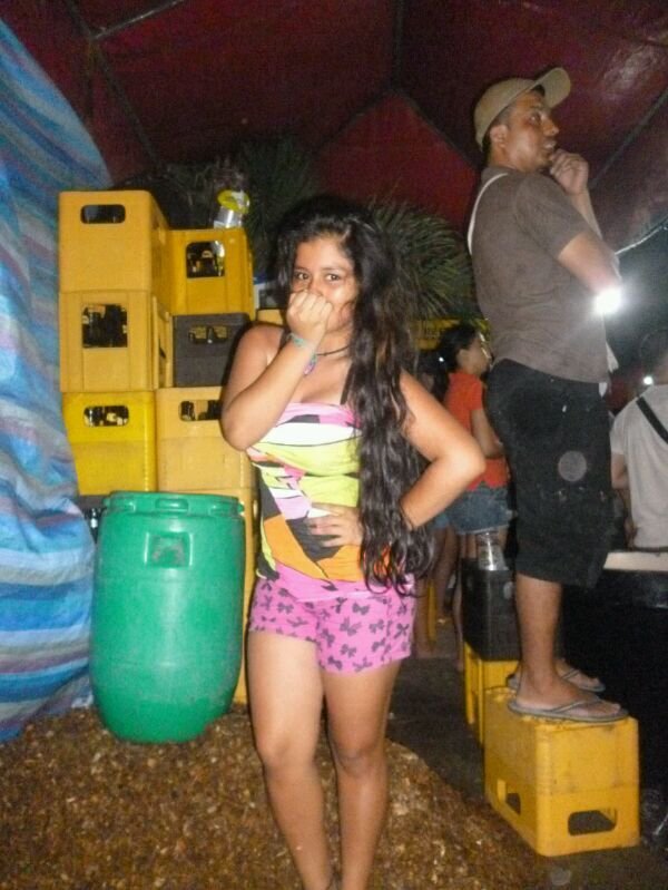 Soy Alegre, Divertida, Soñadora ! Me Gusta El Baile Y El Futbol ! *-*