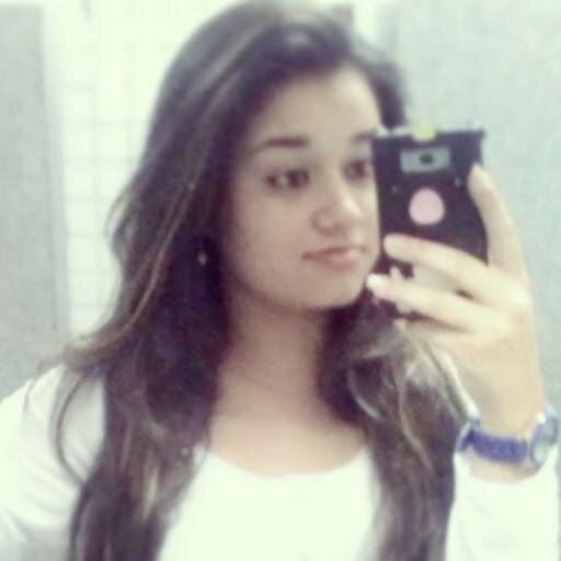 - O Passado está na sua cabeça, O Futuro está em suas Mãos  (: