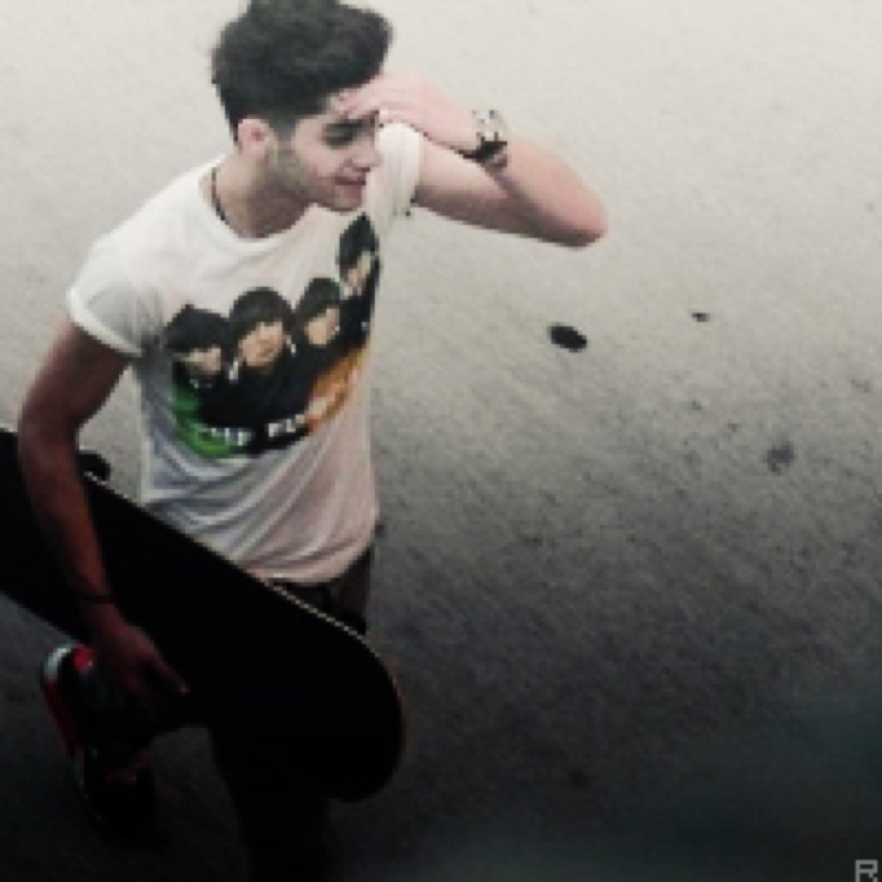 Zayn || etero, single || hello.