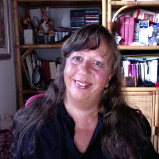 Freelance writer. Amateur photographer. Lover of art, food, logic. INFJ.