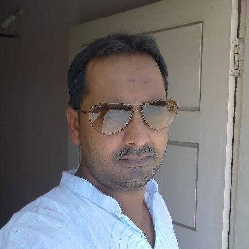 No left, no right but yes centre. I belive in centre. we lives in democratic society. Idea of India. A passionate worrier.