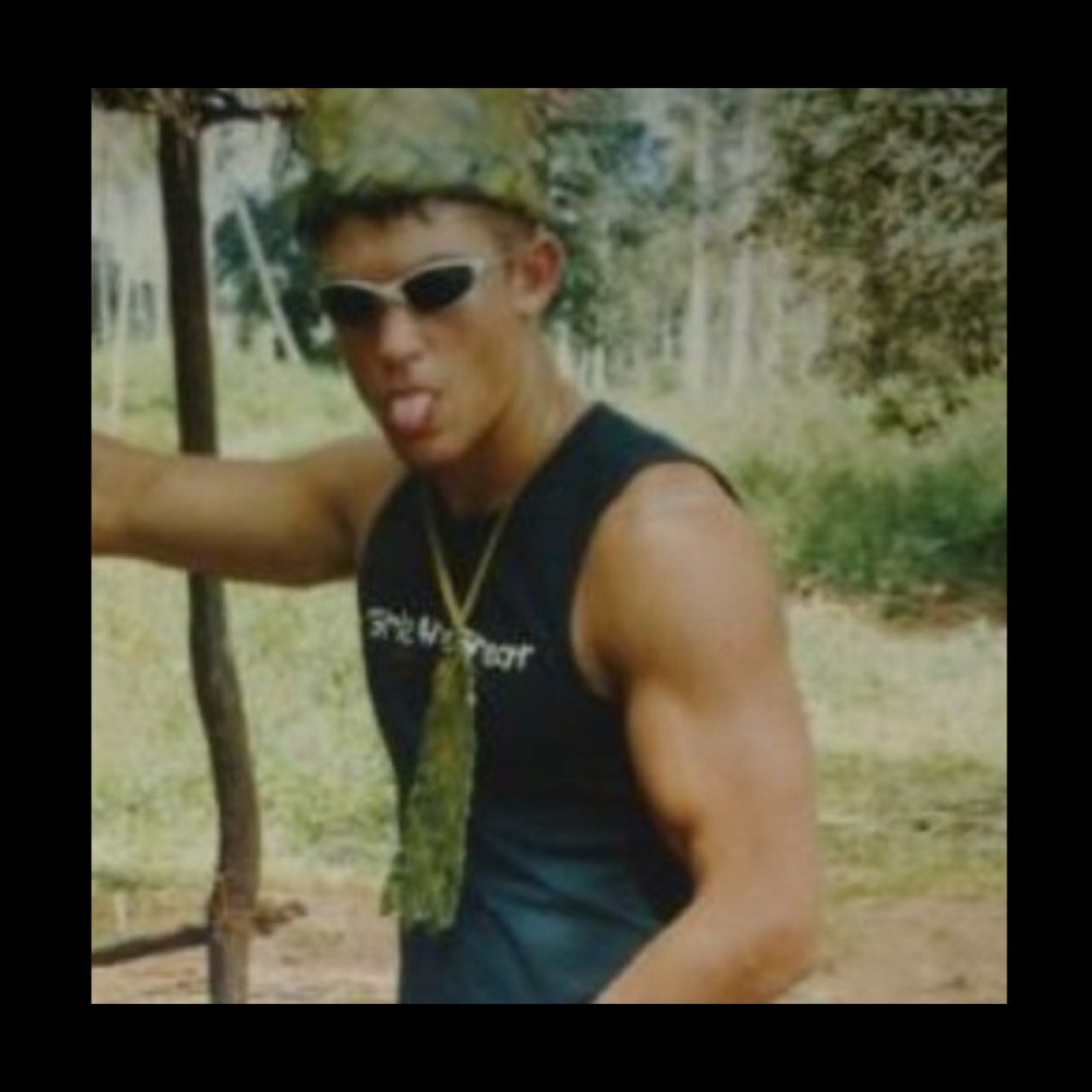 RadeinEls's profile picture. underwater chess champion