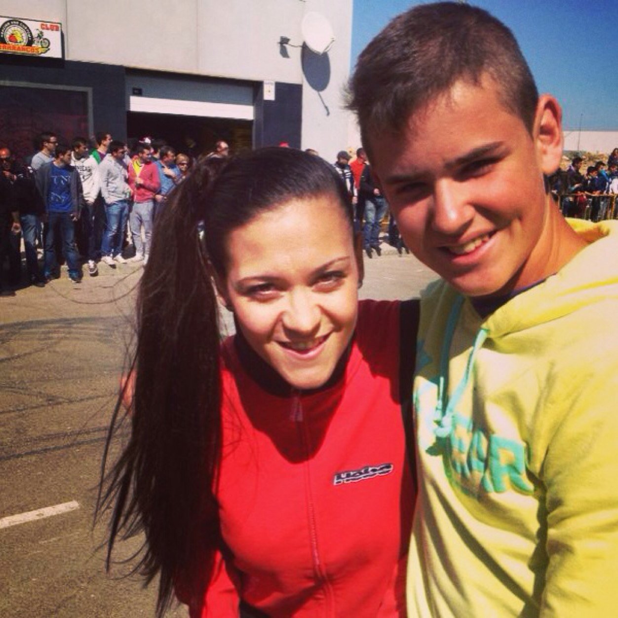 adrielectronic2's profile picture. Joder acho casi 1 mes sin estar con twittee