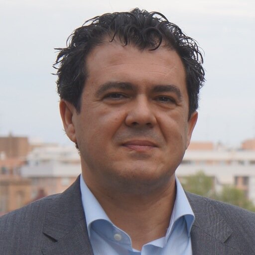 Full professor @UPV. Translation technology, terminology, intercultural communication. Fascinated with the untranslatable. Bike commuter. Wineman wannabe.