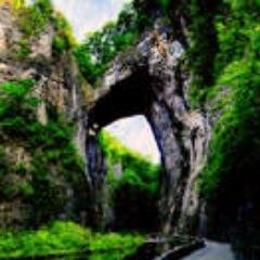 Natural Bridge Park and Historic Hotel,
Caverns, Trails, Monacan Indian Living History, Rockbridge Center. Telephone: 800-533-1410. Address: 15 Appledore Lane