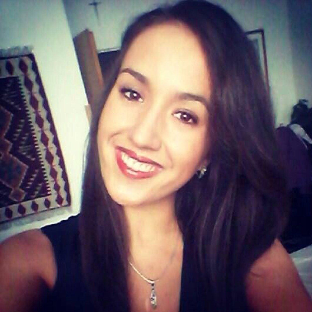 bibika151's profile picture. 