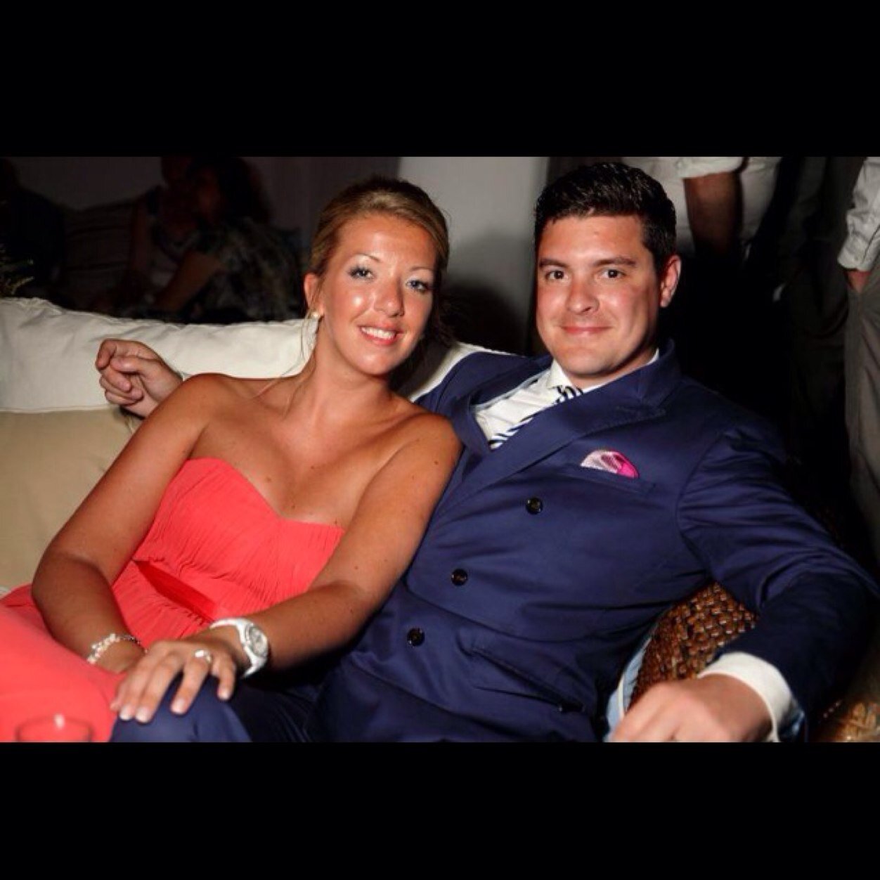 RoseJMcDonnell's profile picture. Lover of good wine, good food, travelling the world and fab times with friends and family!