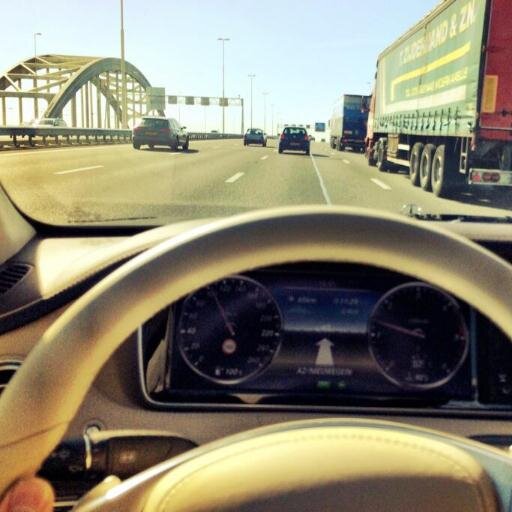 HollandByCar's profile picture. Idee @JasperVerweij en @elskamp nav. origineel concept 'America By Car' van Lee Friedlander.
Tag your drive-by photo's through Holland with #HollandByCar