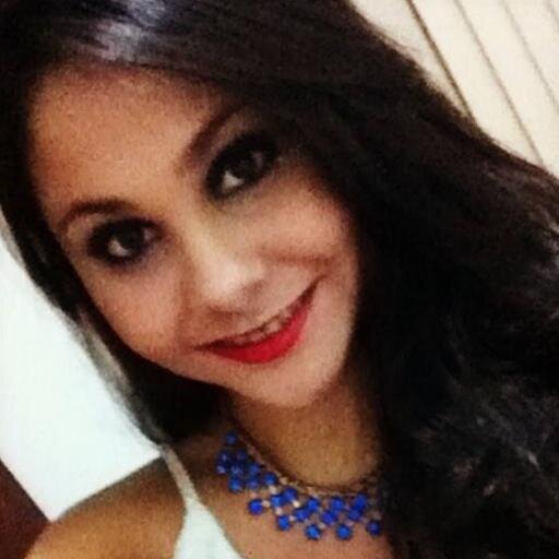 Que minhas loucuras sejam perdoadas..porque metade de mim é amor,e a outra também.