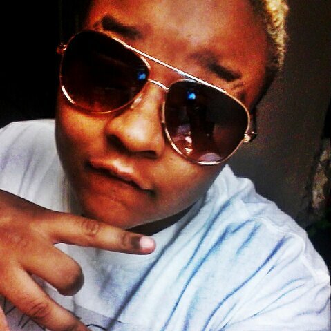 LulRunna's profile picture. Runna Doin Shidd People Dont Think About. I Play My Cards Right With Ah Full Hand . Gettin Money Makin Rubba Bands.  Ayye !