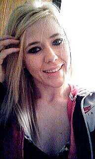 Fuck everything that doesnt make you happy
What comes easy doesnt last and what will last wont come easy.
Smile through the bullshit