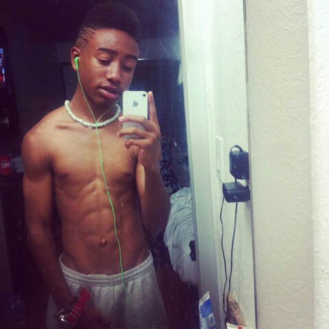 check out SoundCloud choentier Johnson/////Facebook choentier johnson