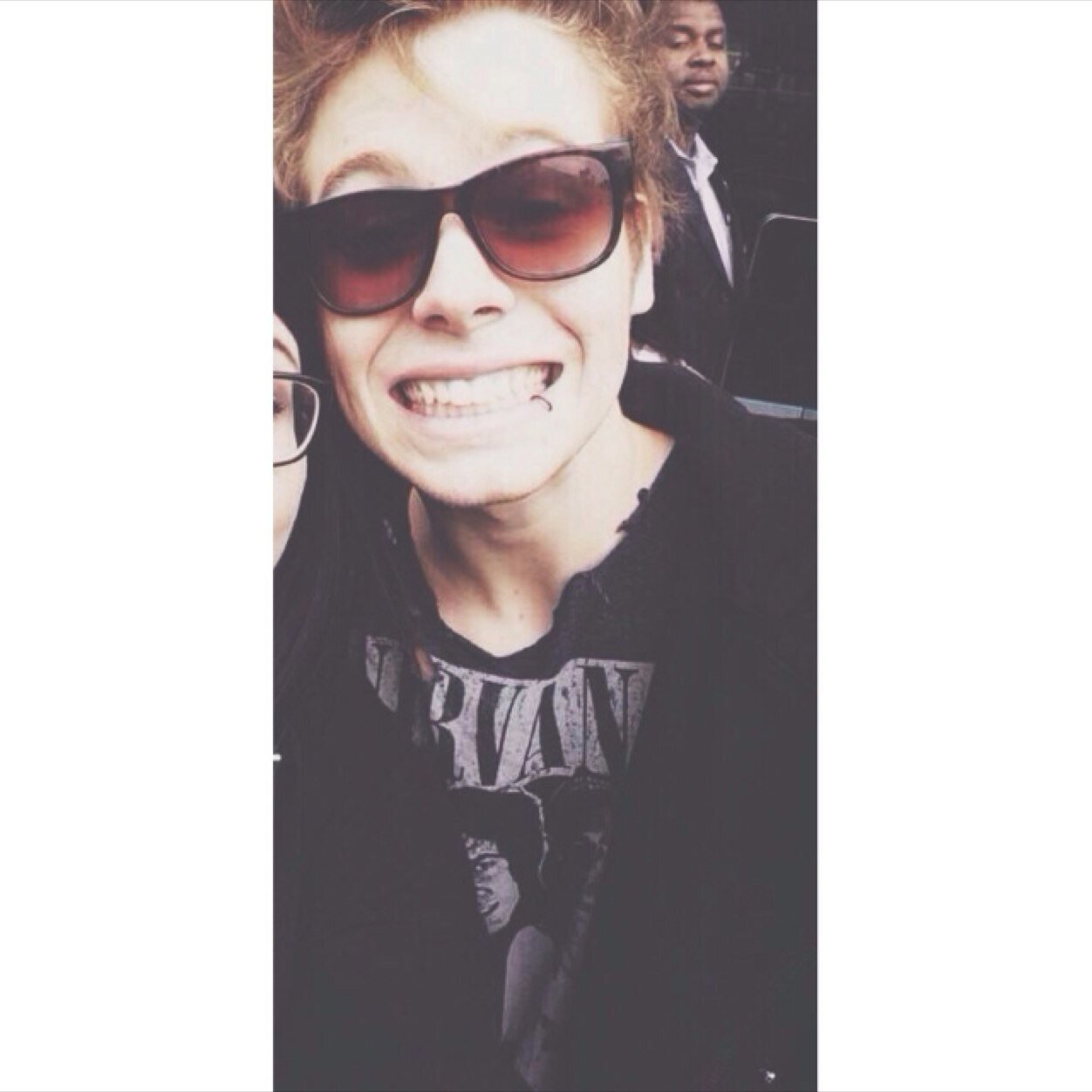5SOSJanoLuke's profile picture. I gave you a free follow so follow @jlsmydrug for me please