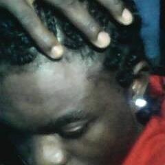 Before i sleep i pray to lord, before i wake i pray to lord. To hell with y'll hataz cuz I'ma 4reva yung