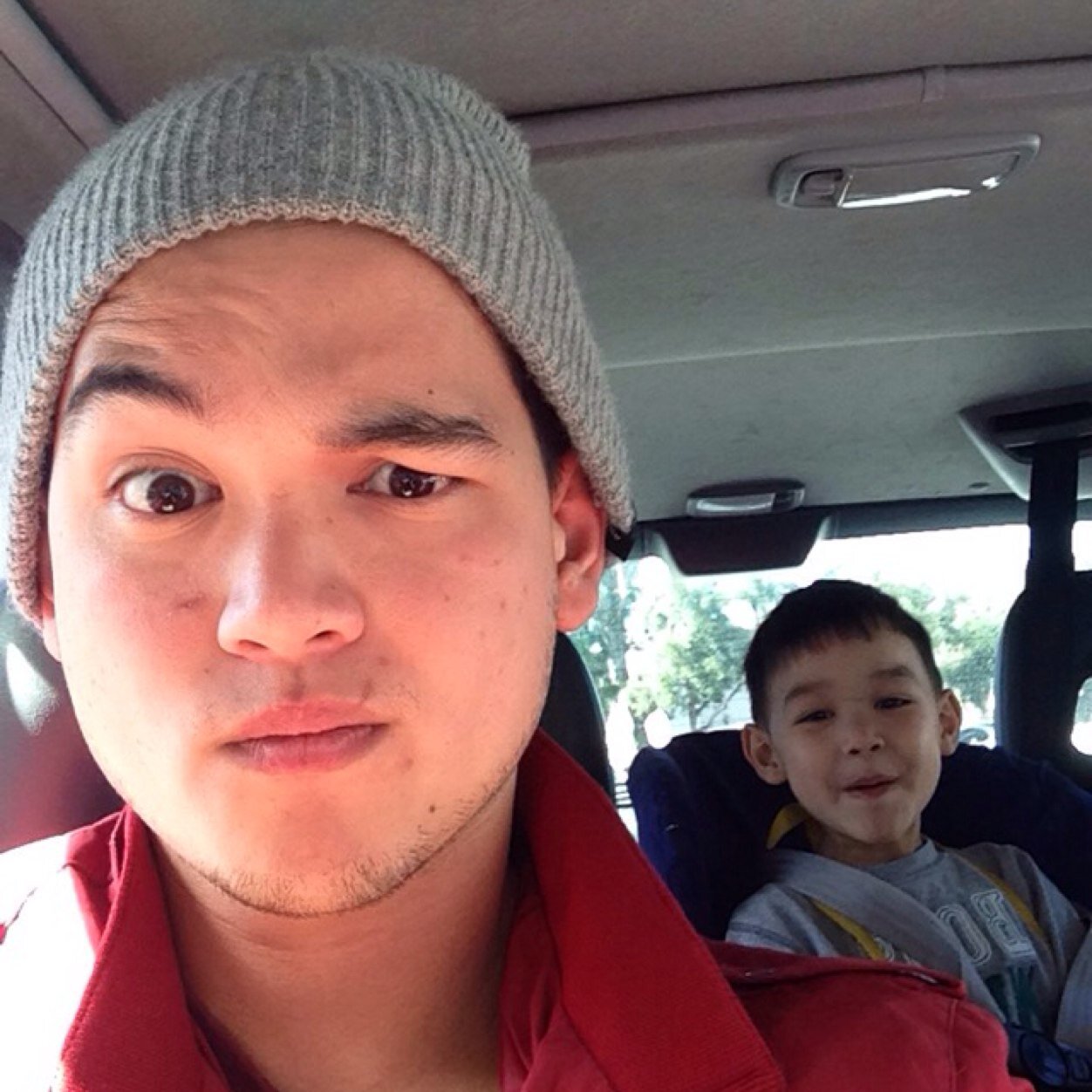 Fuck you chau for making this account.