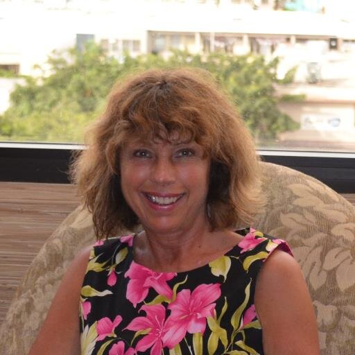 Accredited Practising Dietitian & Nutritionist. Specialising in Diabetes & Weight Management. I love good food & wine, orchids, photography & the Gr8 Outdoors!