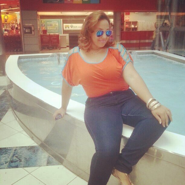 - Liinda && Simpaticaa , Sigueme Y Te Doy Back ;) Facebook : https://t.co/ku17lbTLR7 ♥