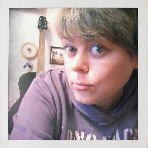 Mary_Spycatcher's profile picture. Люблю книги, кофе, кино, rock&roll. 
Пишу стихи. Миниатюрки. Ленивый блоггер)
Админ сайта Литературное Кафе 
(altpoetry)
#poetry