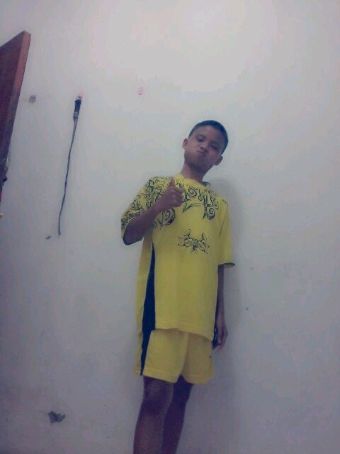 my ultah 16 november 1998#MY class a X TKJ 4#my school a SMK nasional DEPOK#I am fans MUFC#