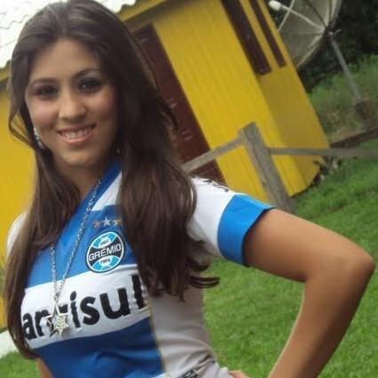 Sou uma gaúcha apaixonada por fots...pelo meu time de coração..
Sou aquele que sabe lidar com sentimentos das pessoas,amo tudo o que faço,nao me arrependo!!!