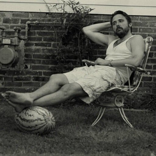 Baylor alum '96, guitar player, pickleball, own 2 cats, O Doyle rules.
