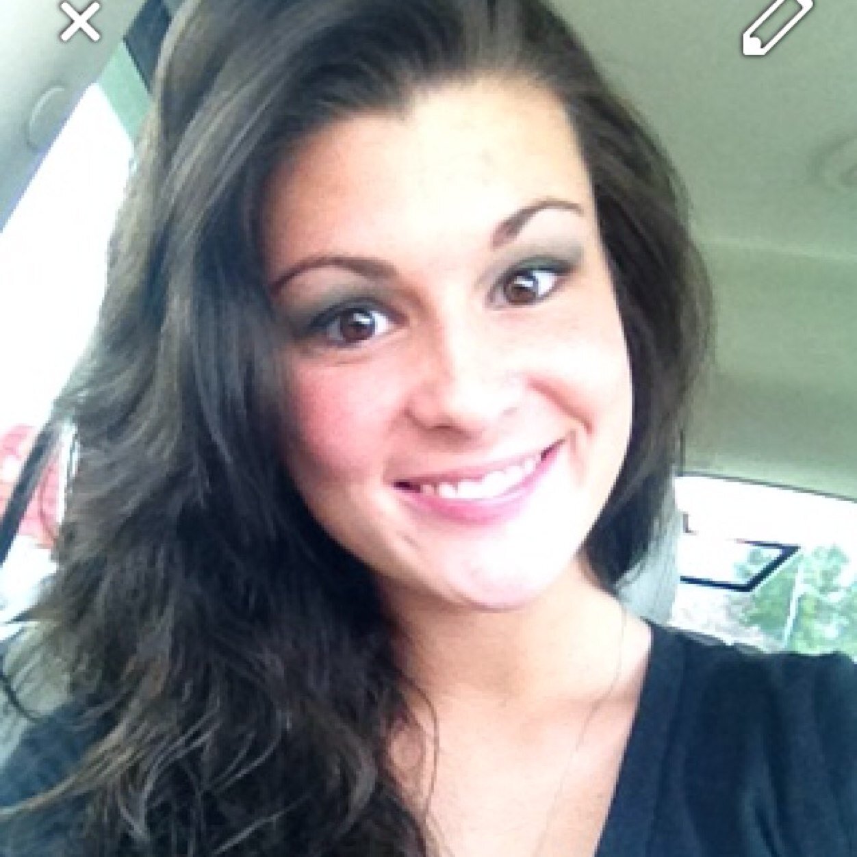 mkcrazy19's profile picture. I come from a long line of sinners like me❤