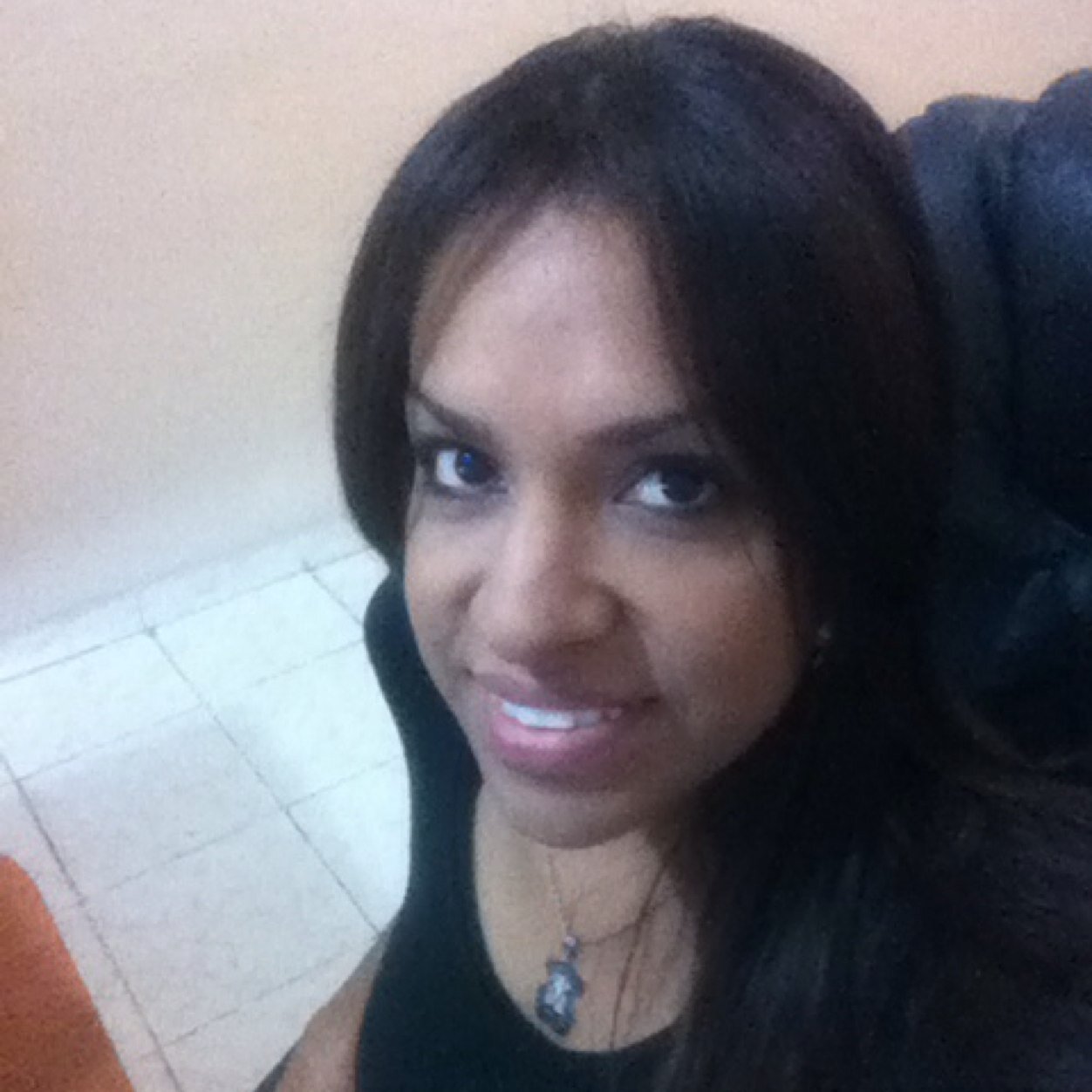 agtvmvg's profile picture. Love life