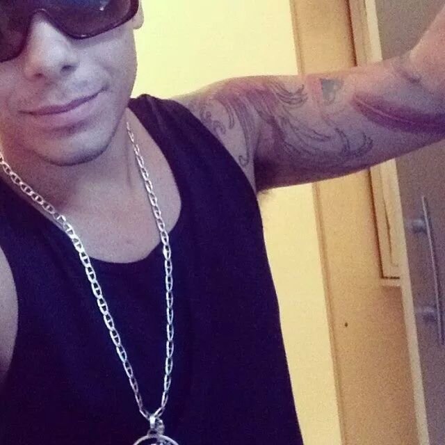 se a versão for melhor que a verdade, use a versão.