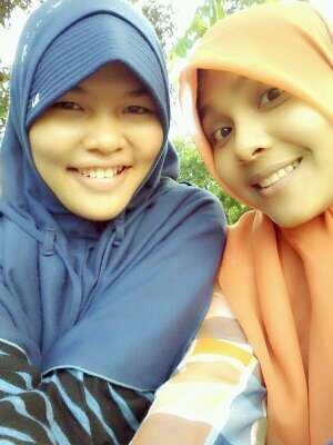 I love the way you love me because of Allaah Babang ganteng :* may Allah always bless us, aamiin *ArdhiZizah*