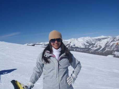 tsazhina's profile picture. 