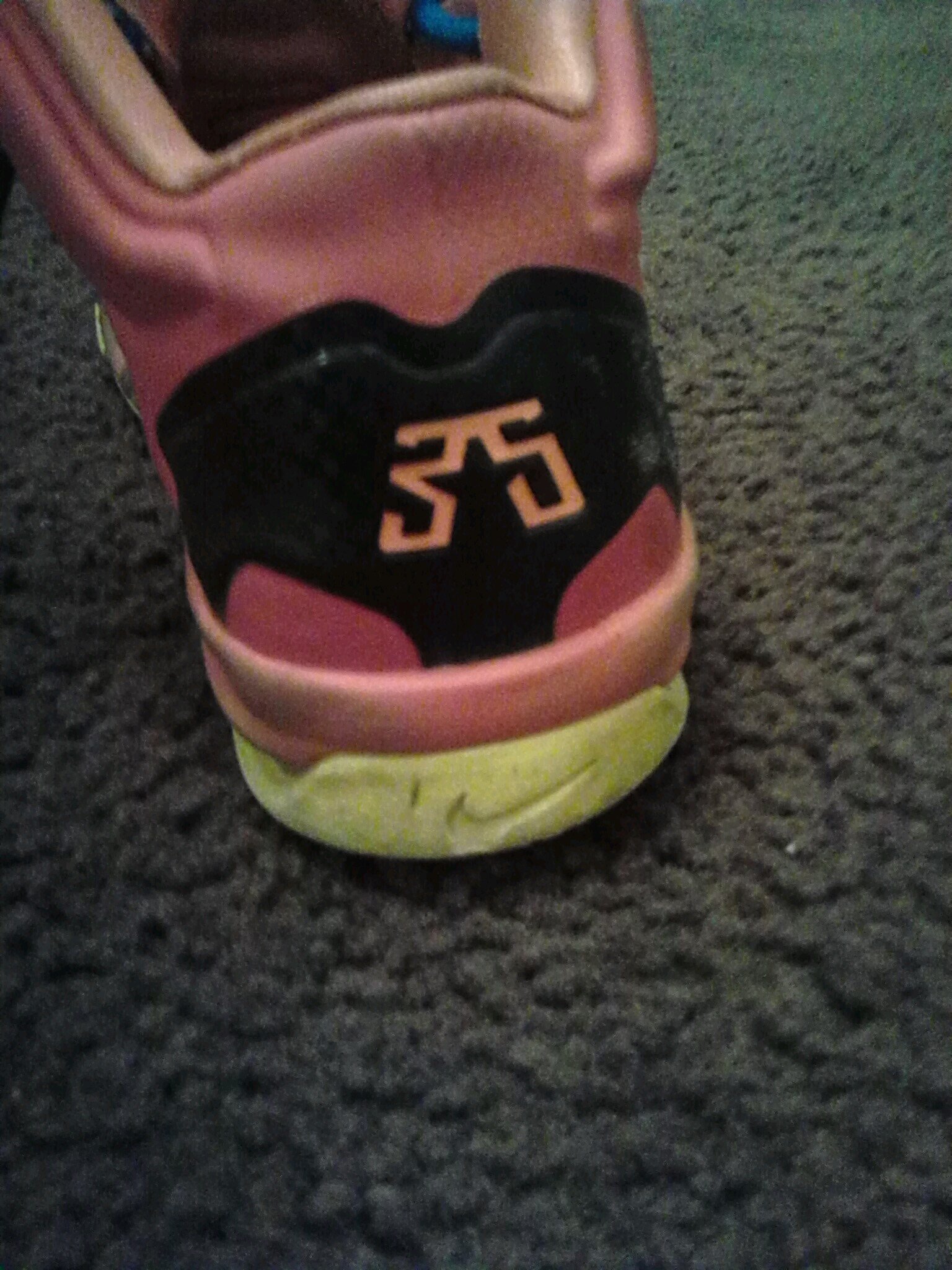 mullinfoelife's profile picture. 