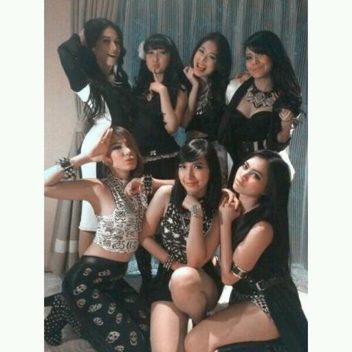 This Fanbase of @7_ICONS Support 7 Character Girls Boyish .Cute .Rebel .Feminim .Natural .Sexy .Mysterious & Iconia  .Update Schadule Pict Games Info Video