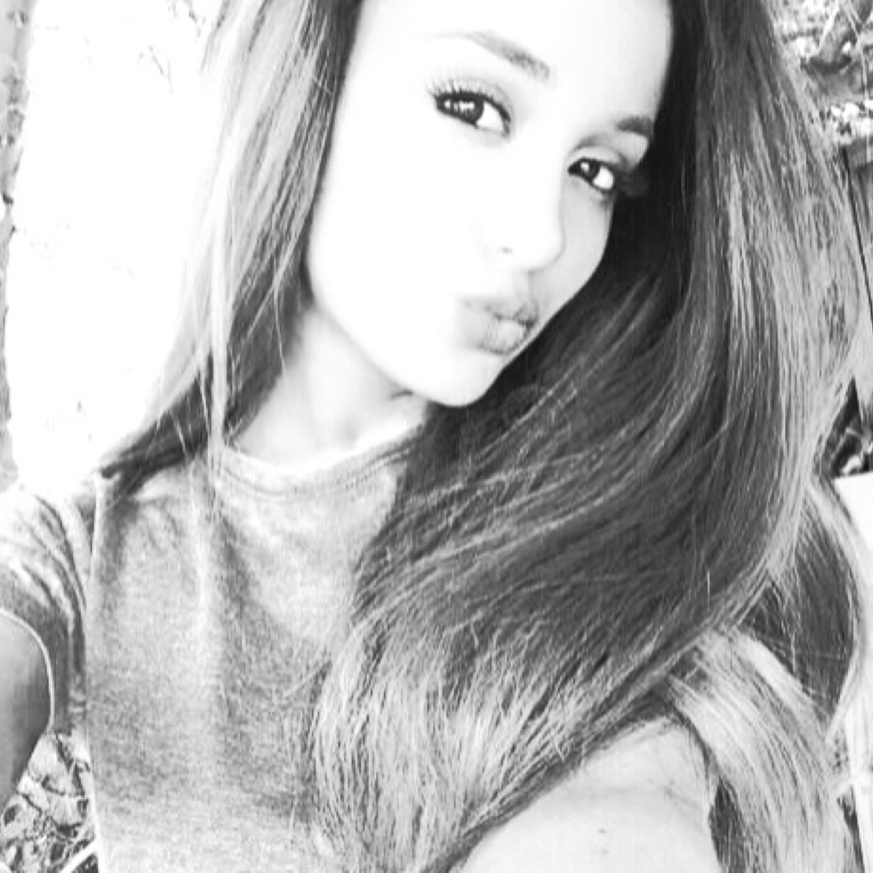 we're a 50s girl group called the loves but ariana's a 60s mod gogo girl it's complicated