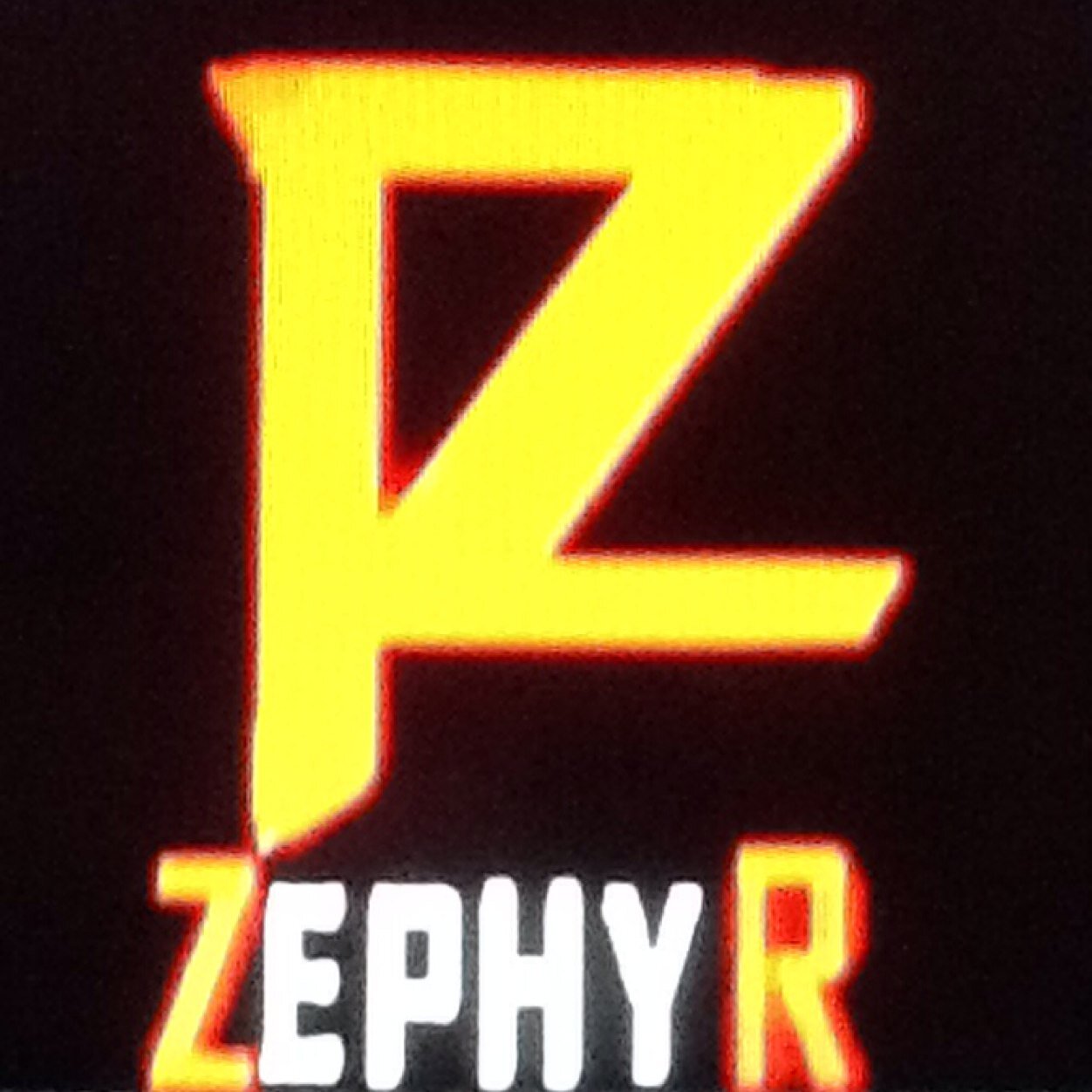 Raiin ZephyR Leader of Raiin team (Trickshoter, Quickscoper,Killfeeder )@Raiin Team Follow me for more info and Recrut All player just sniper team ;)