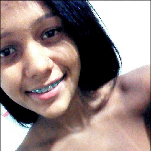 Ele madrugava pensando nela . Ela dormia e sonhava com ele .