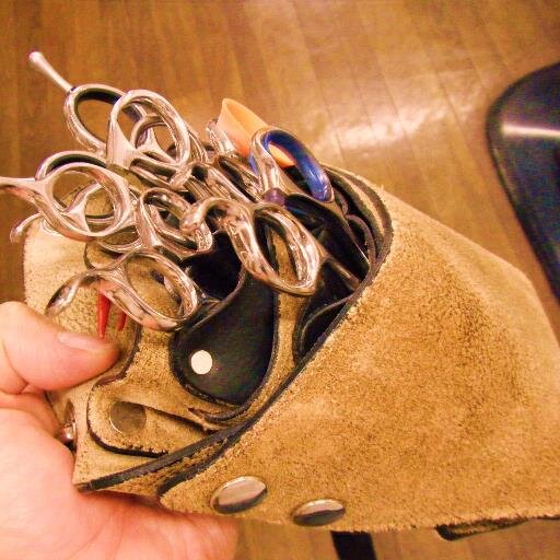 8yoshio's profile picture. 予約優先ＴＥＬ0566-25-2345刈谷市恩田町4-151-9カット・ヘアーカラー・パーマ・縮毛矯正・ストパー・フェイシャル　エステなど出張理容いたします気軽に連絡下さい♪スタッフ募集！お電話下さい！