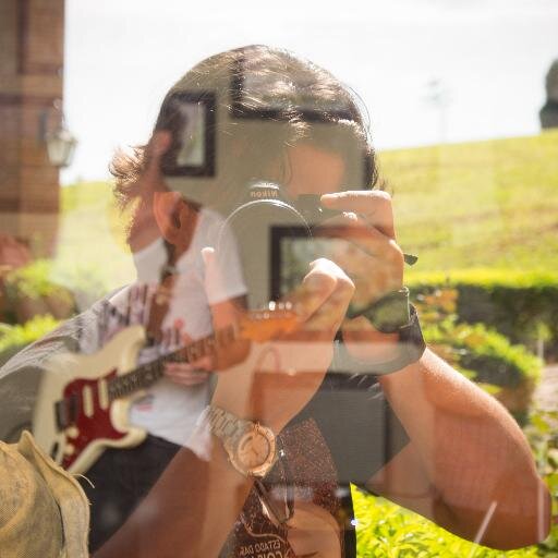 Morando em Parobé, músico e fotógrafo.