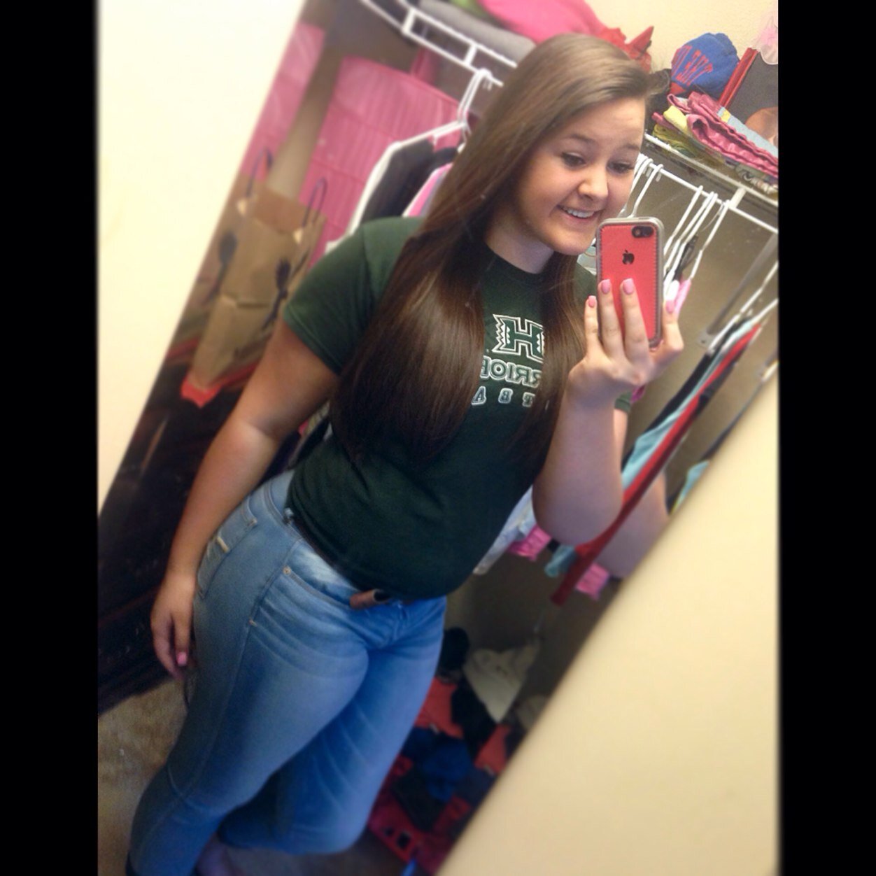 Follow me on IG @morgan__parsons kik me// morgan_parsons14