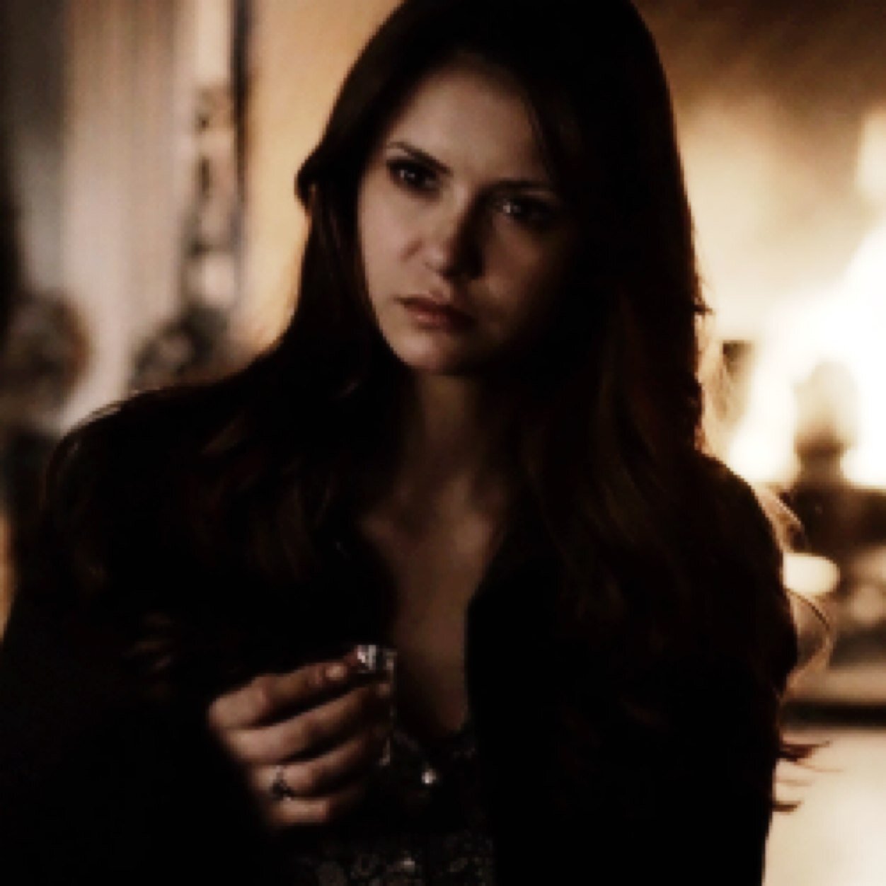 {{Lisa||18||Single}} im Lisa and im a vampire....