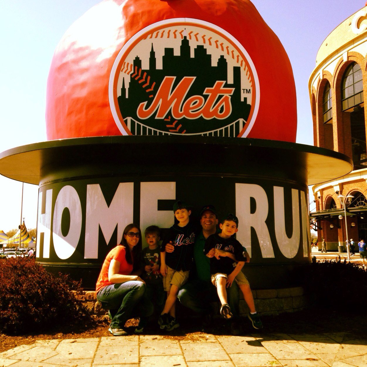 peteyfern76's profile picture. 