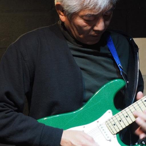 ROOM1324's profile picture. Soul,AORバンド、Voice Of Soulのギター､99％ヴィーガンです。