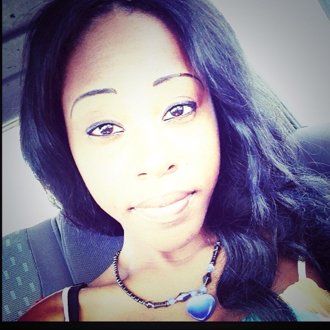 Born and Raised In The BAHAMAS242 #TeamHiggs, IG:Twinklesleo. Taken Serious.BasketBall, VolleyBall, Track, Soccer, Football.Just follow!