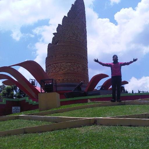 #Manajemen'10 @unsri | @hmjmanaj_unsri |
#RoboticTeacher | @ikaxa | IndoVidGramPalembang | #Psalm103:13 | 自分なり  #BeBlessed