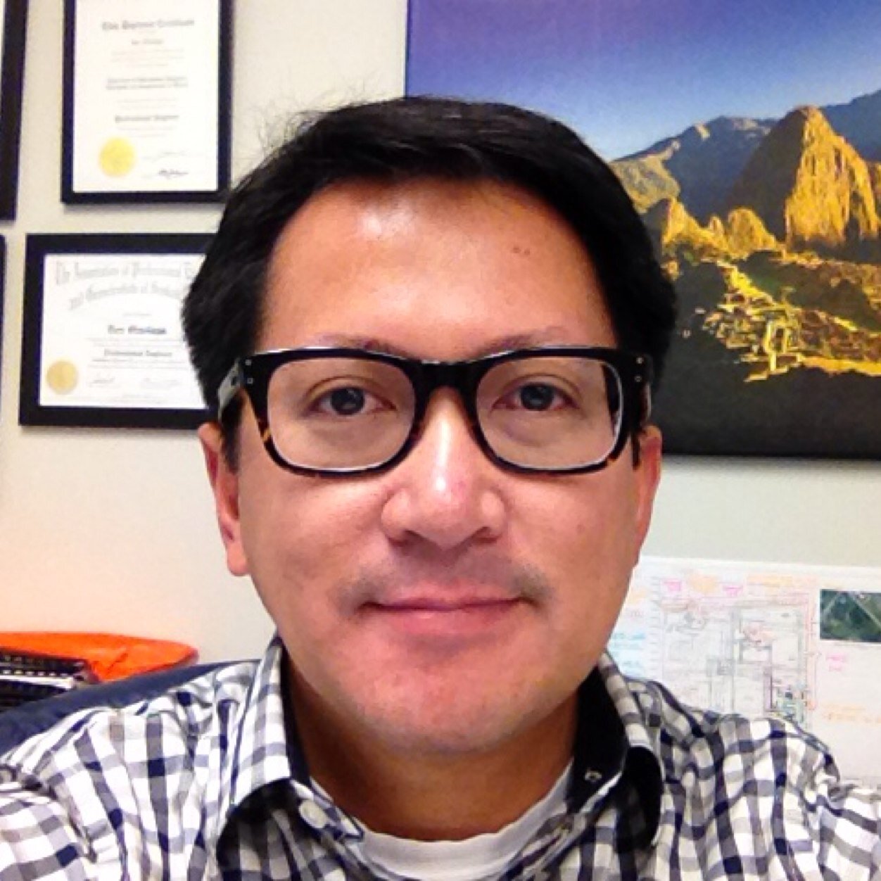 rexfromcalgary's profile picture. Electrical Engineer who can cook but prefers to eat and drink. Likes to travel, do outdoor activities and photography.