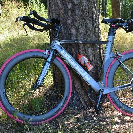 Don't let the shadow of yesterday spoil the sunshine of tomorrow. #TeamElinaJouhki #PinkWheels