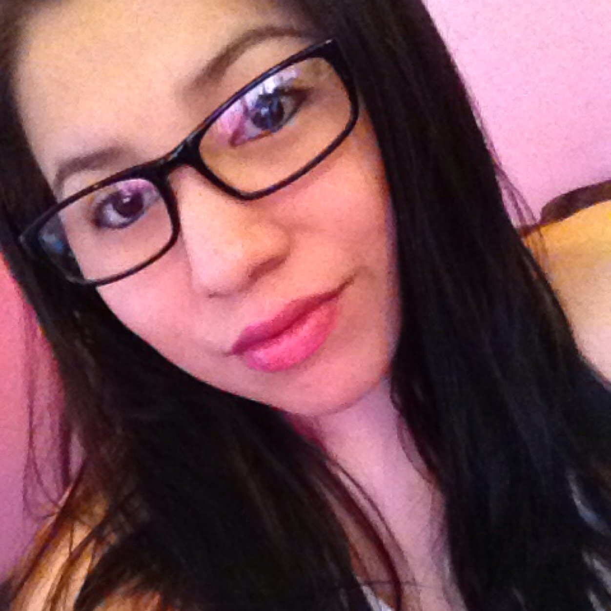 Follow me ill follow back :)