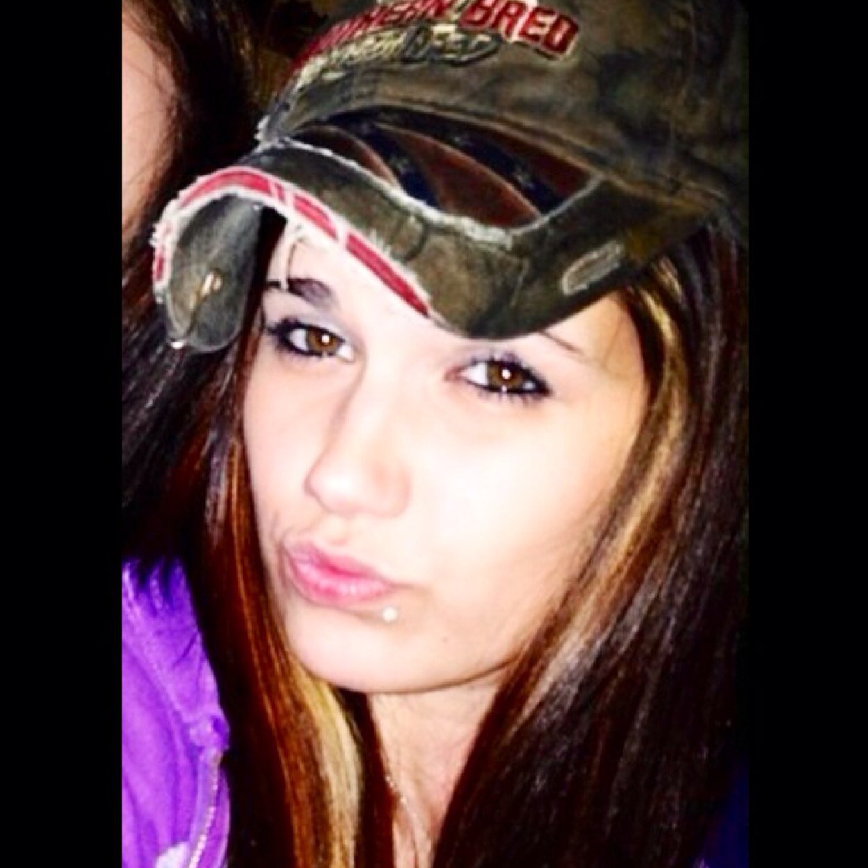 julie, 20. I have three perfect and beautiful children! justin blake cox is my amazing boyfriend. #singlemommy #happylife #tattoos #piercings #ladybowhunter