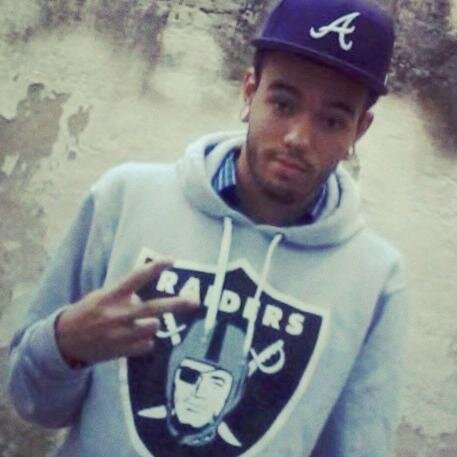 FATALECREW...
Ex-Dançarino, 18 anos, não trampo na Vasp, sem frescuras, legal, chato , queto... e só adianto isso...o resto nóis bola ideia pode pá? KKKKK