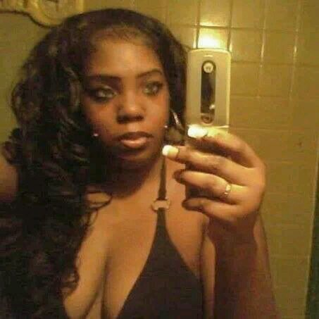 Mzsexee_one's profile picture. 